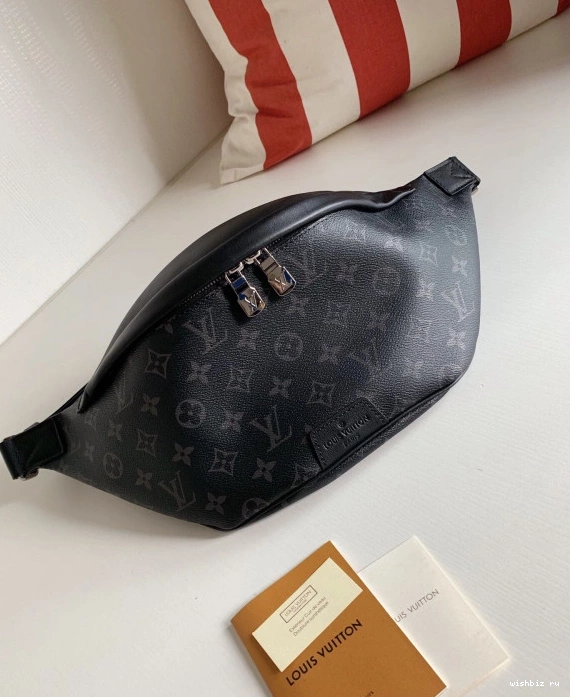 WIS DISCOVERY VUITTON LOUIS BUMBAG 0126